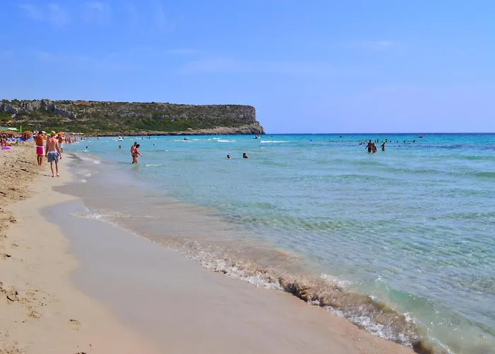 Willa V89b Sea Lights By Menorcarentals